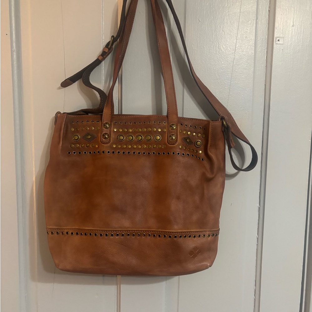 Patricia Nash elegant Tan Leather Tote with Stud Accents